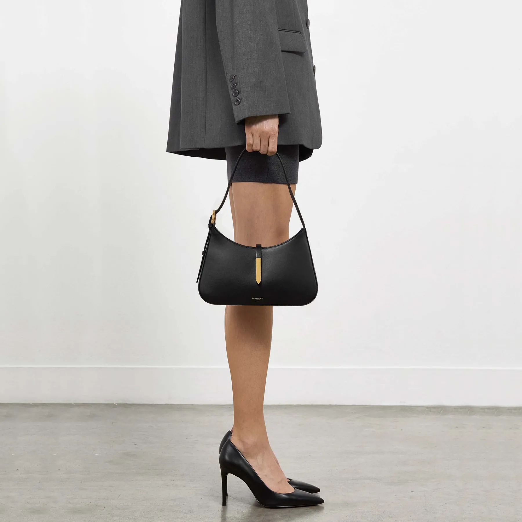 Store DeMellier The Tokyo Black Smooth