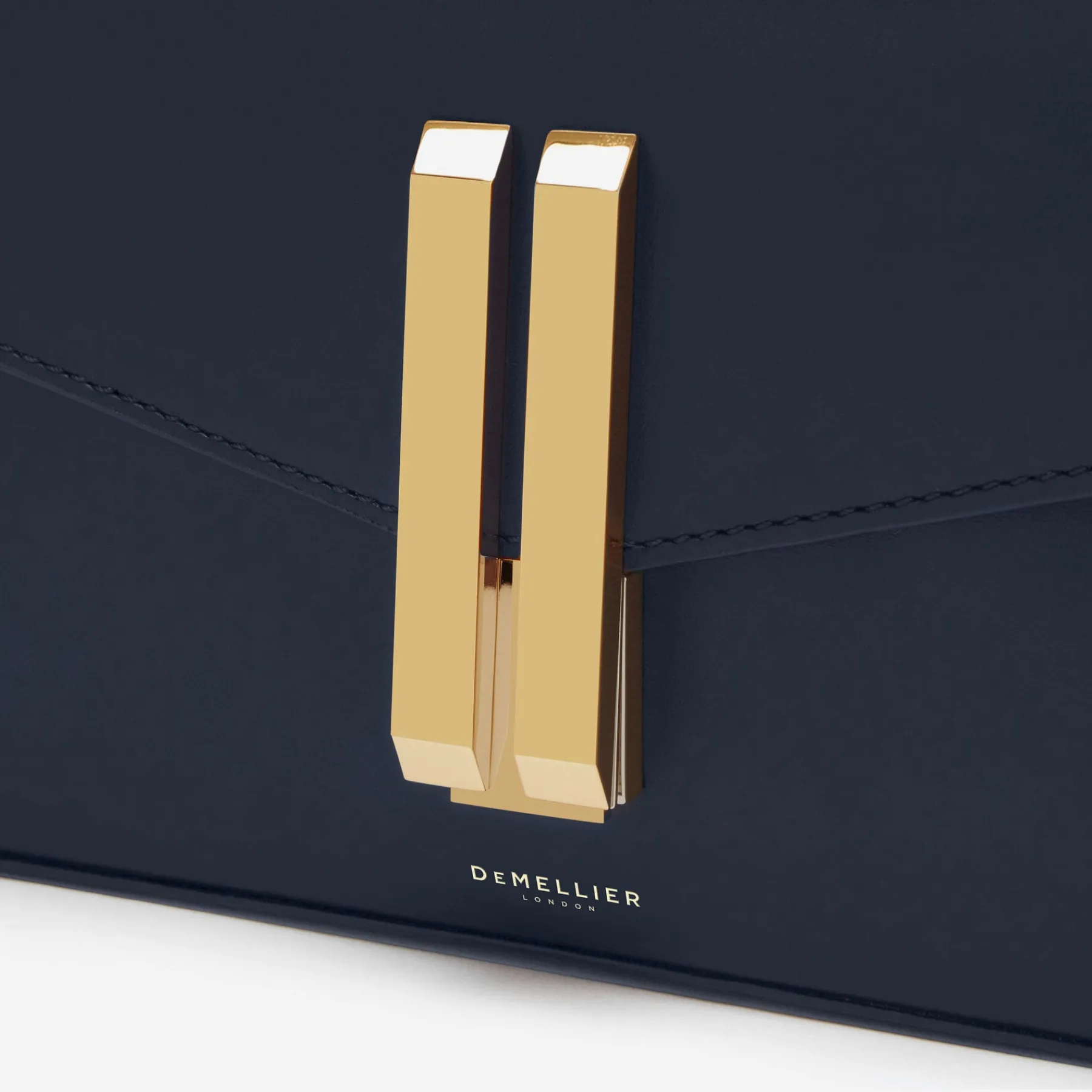 Online DeMellier The Vancouver Clutch Navy Smooth